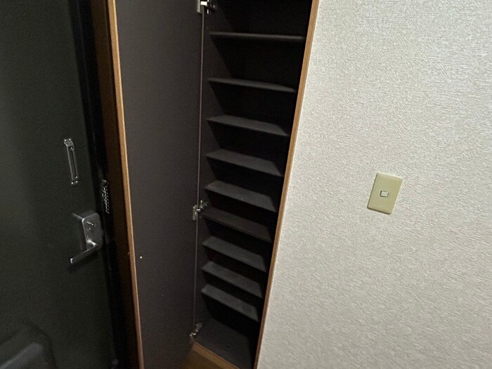 物件内観写真19　(靴箱)