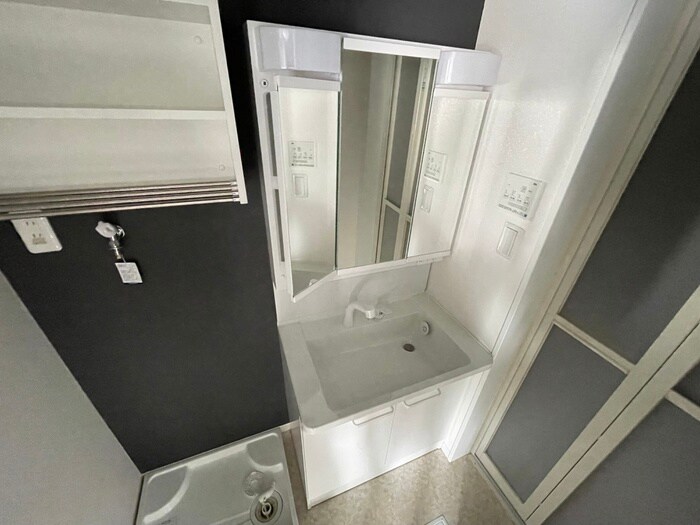 物件内観写真10　(洗面)