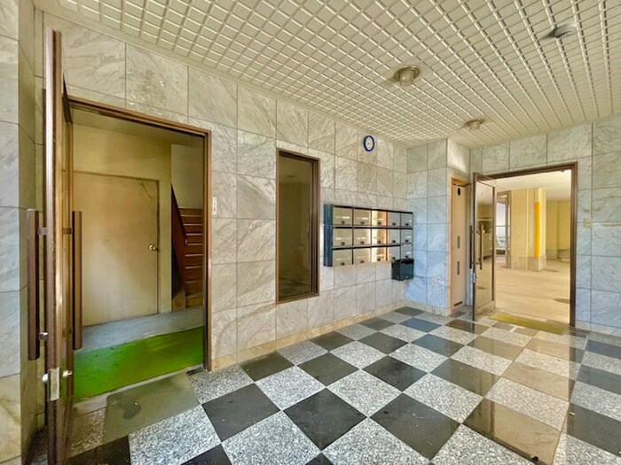 物件外観写真6　(建物設備)