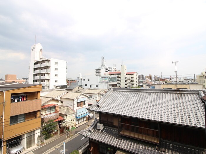 物件内観写真17　(室内からの展望)