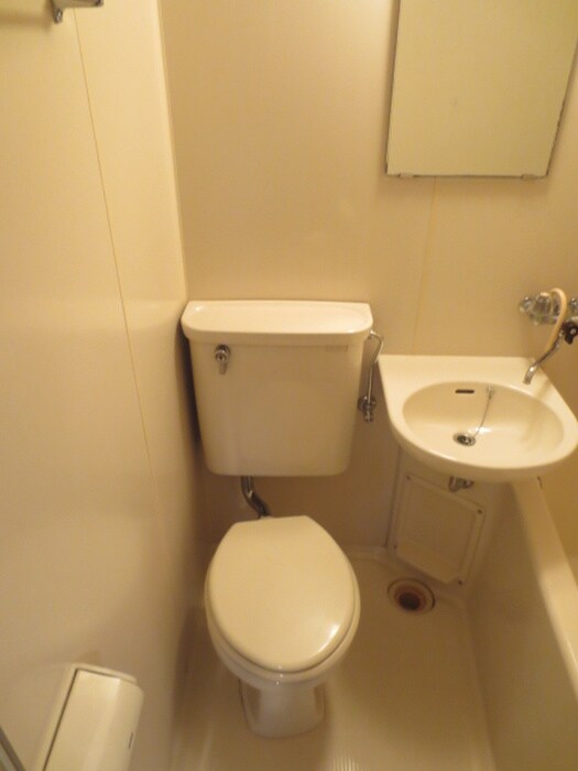 物件内観写真15　(トイレ)