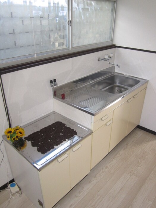 物件内観写真4　(キッチン)