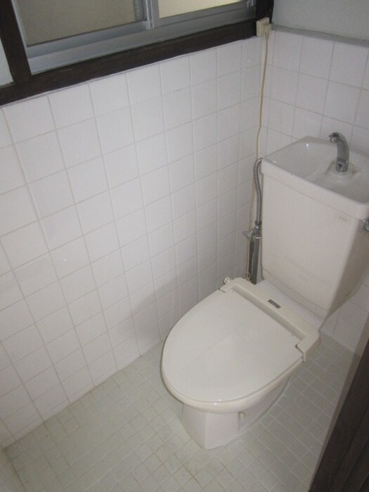 物件内観写真6　(トイレ)