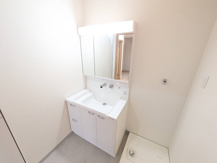 物件内観写真12　(洗面)