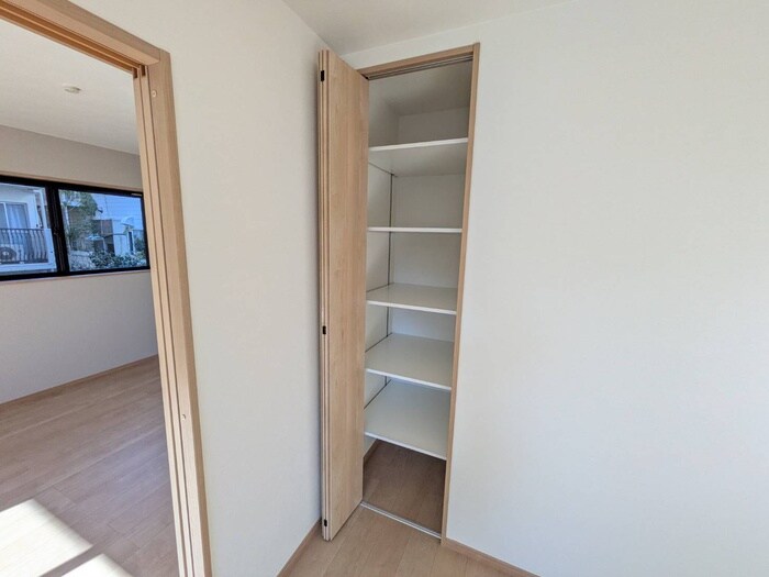 物件内観写真14　(収納)