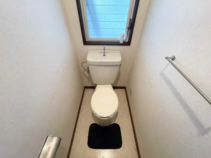 物件内観写真10　(トイレ)