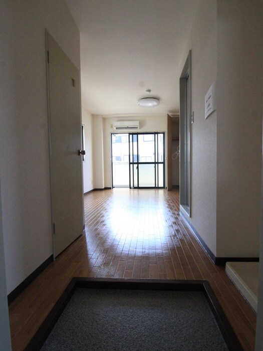 物件内観写真7　(廊下)