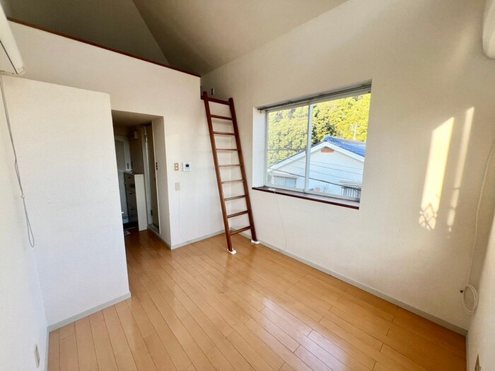 物件内観写真9　(居室)