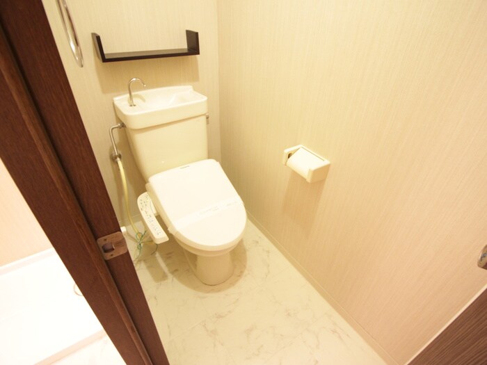 物件内観写真12　(トイレ)