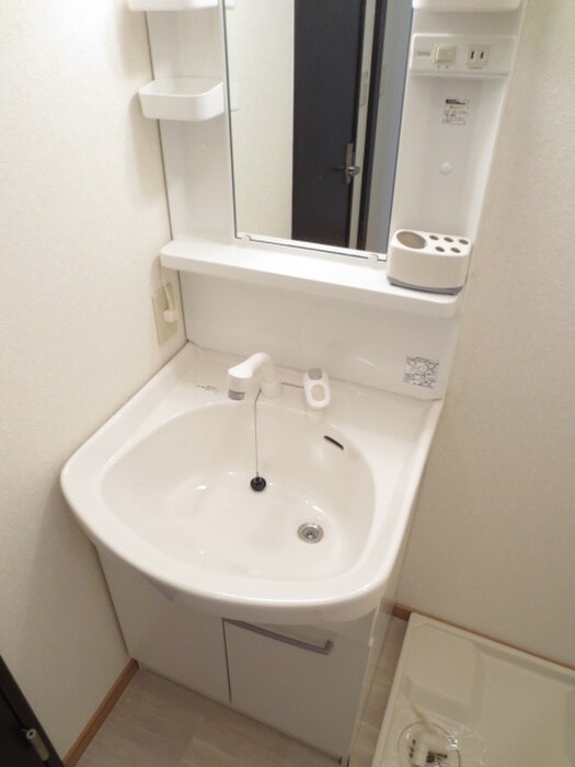 物件内観写真8　(洗面)