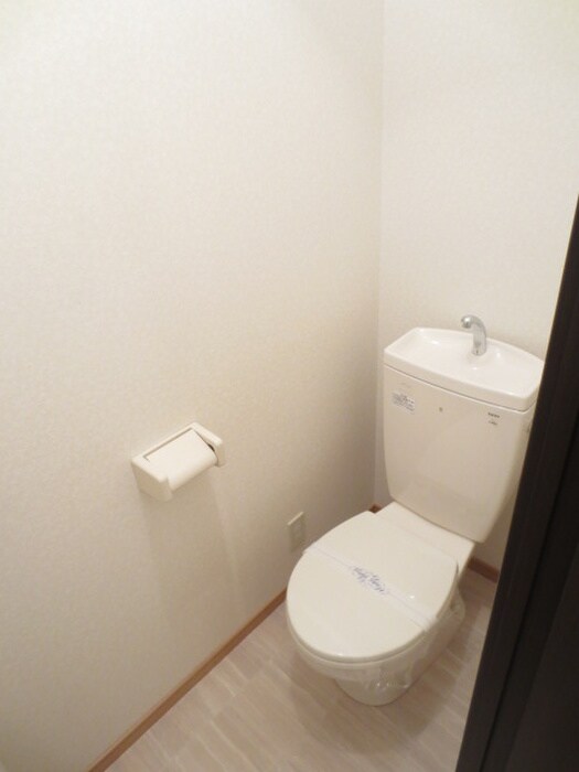 物件内観写真11　(トイレ)