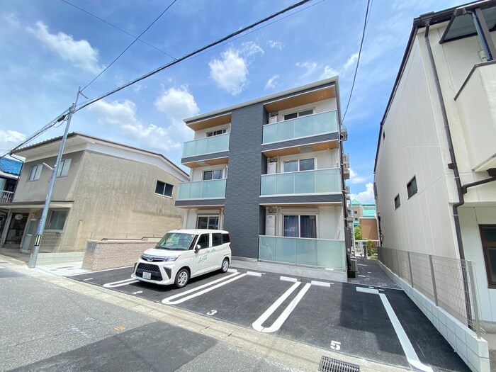 物件外観写真2　(外観写真)