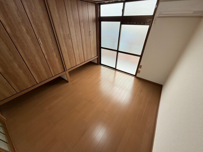 物件内観写真14　(居室)