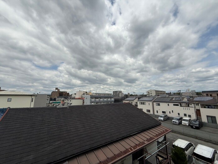 物件内観写真20　(室内からの展望)