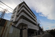 豊栄マンションの外観写真