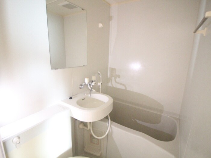 Clair 小戸のバス