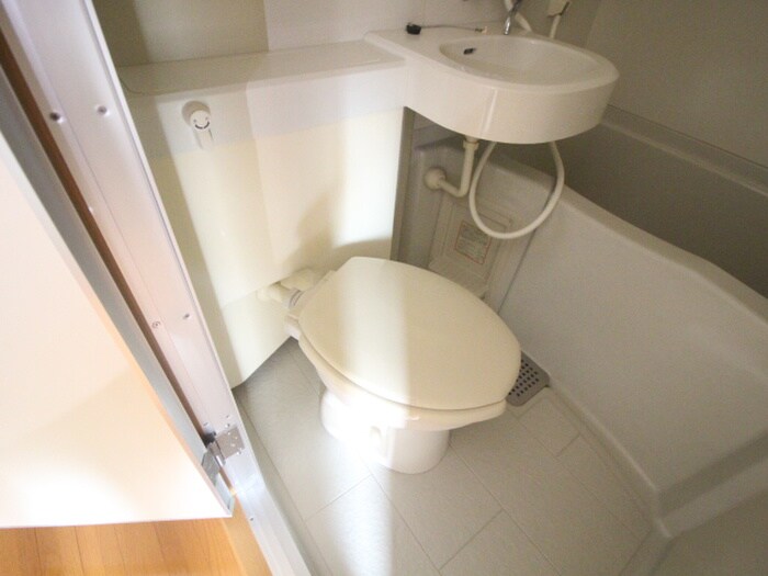 物件内観写真11　(トイレ)