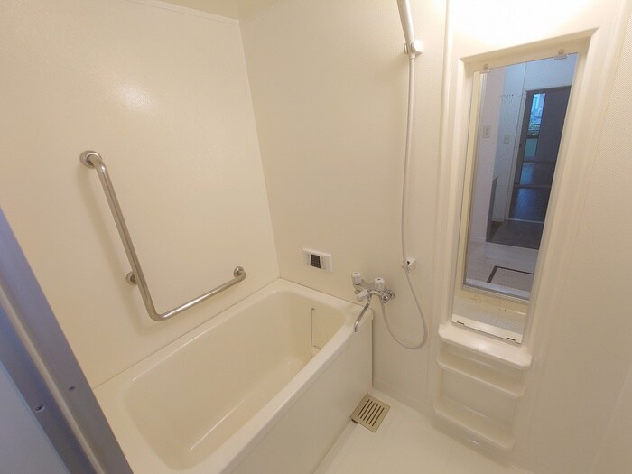物件内観写真12　(バス／シャワールーム等)