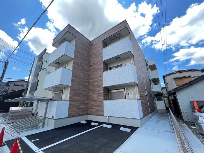 物件外観写真1　(外観写真)