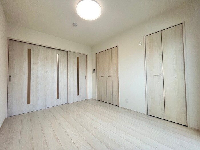 物件内観写真10　(居室)