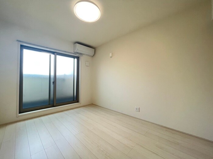 物件内観写真11　(居室)