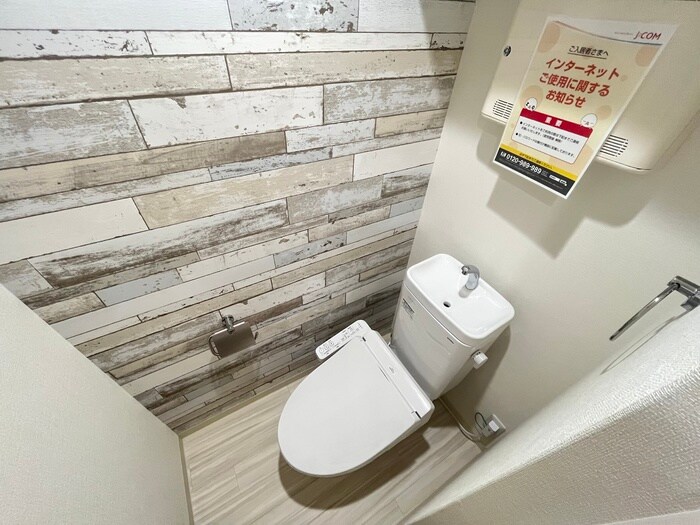 物件内観写真15　(トイレ)