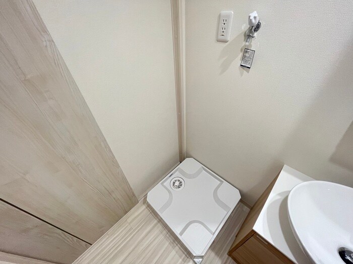 物件内観写真16　(洗濯機置場)