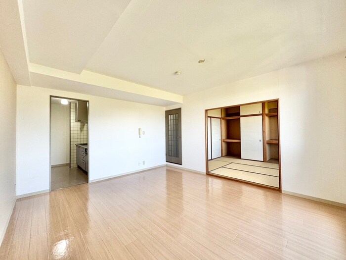 物件内観写真7　(居室)