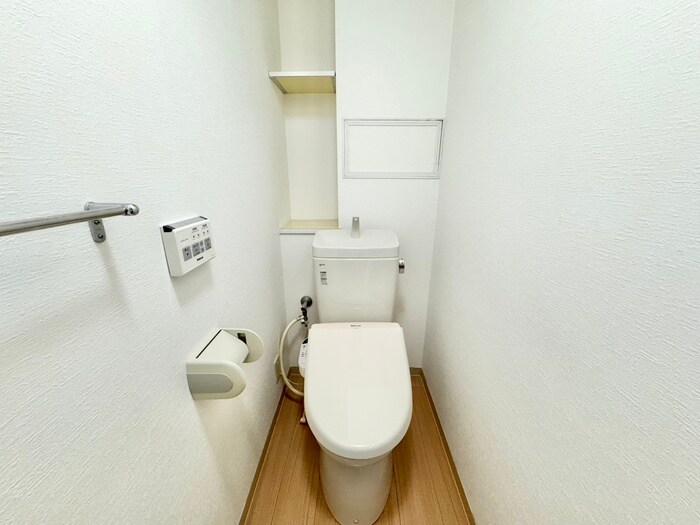 物件内観写真10　(トイレ)