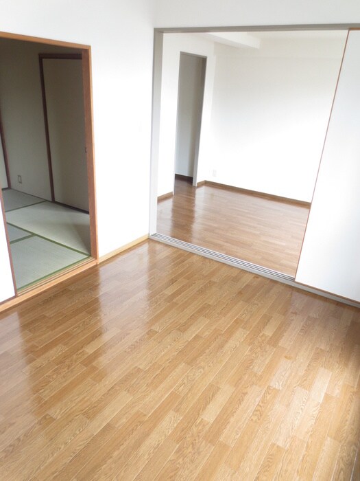 物件内観写真10　(内観写真)