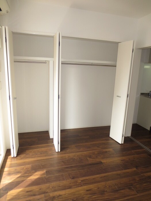 物件内観写真10　(収納)