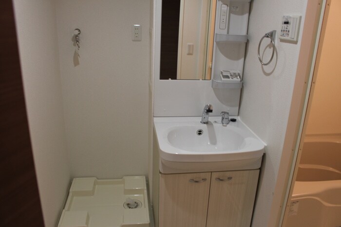 物件内観写真13　(洗面)