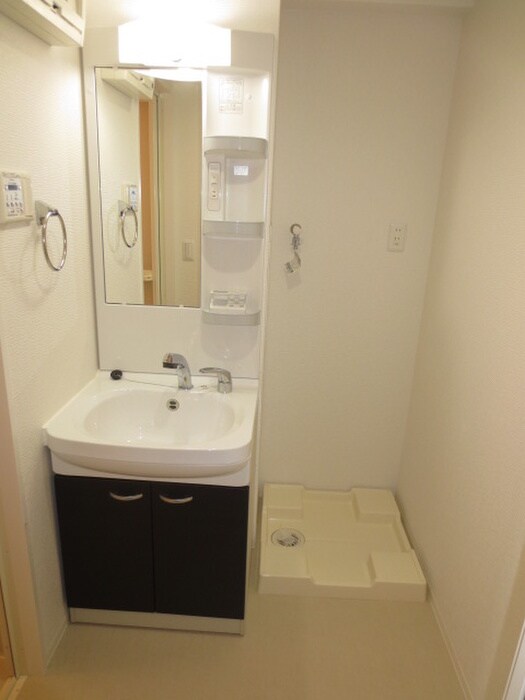 物件内観写真13　(洗面)