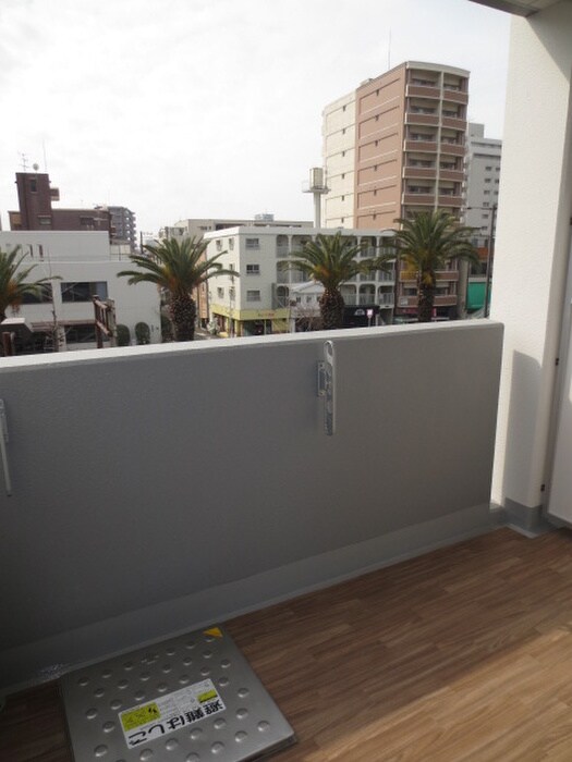 物件内観写真16　(ベランダ・バルコニー)