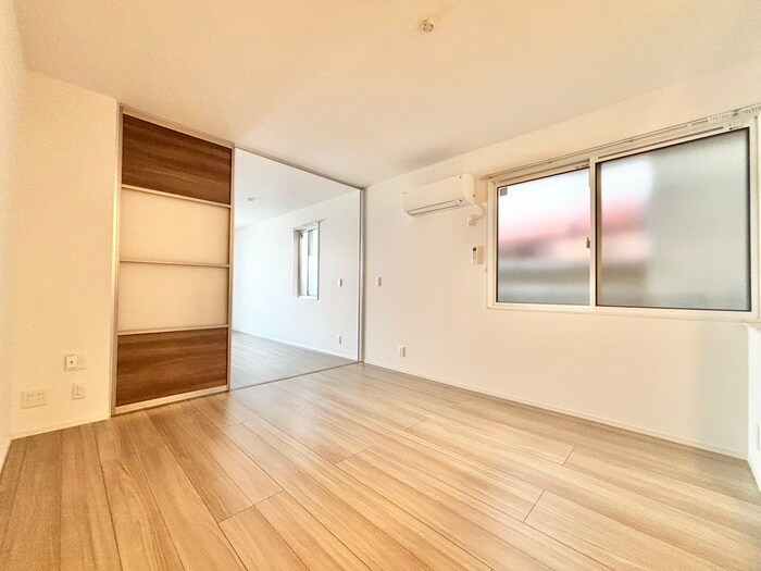 物件内観写真8　(居室)