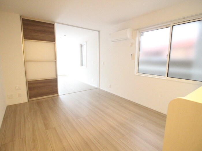 物件内観写真9　(居室)