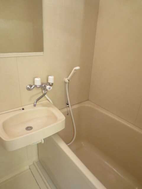 物件内観写真13　(バス／シャワールーム等)