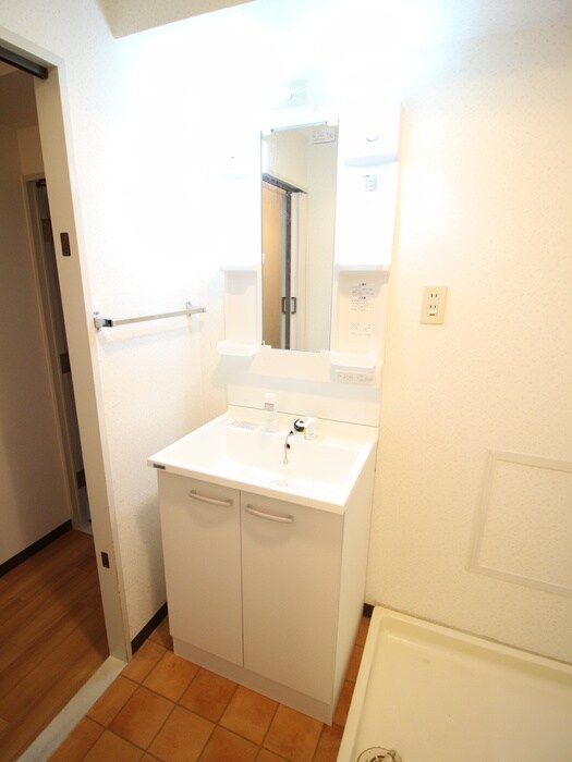 物件内観写真11　(洗面)