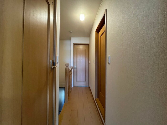 物件内観写真15　(廊下)