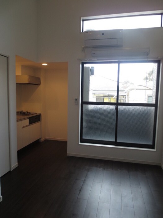 物件内観写真4　(居室)