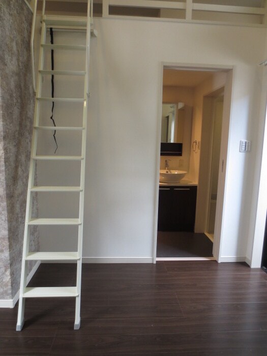 物件内観写真6　(居室)