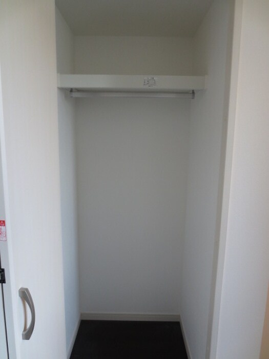 物件内観写真11　(収納)