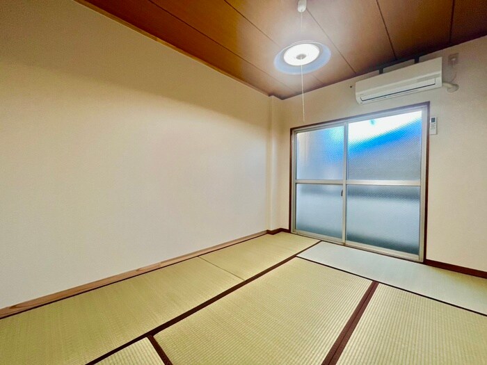 物件内観写真8　(居室)