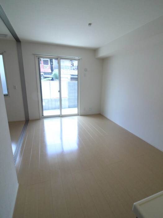 物件内観写真15　(居室)