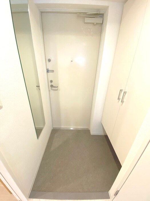 物件内観写真17　(玄関)