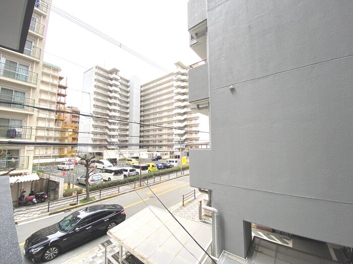 物件内観写真21　(室内からの展望)