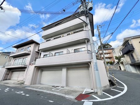 メゾンドセルヴァン外観写真