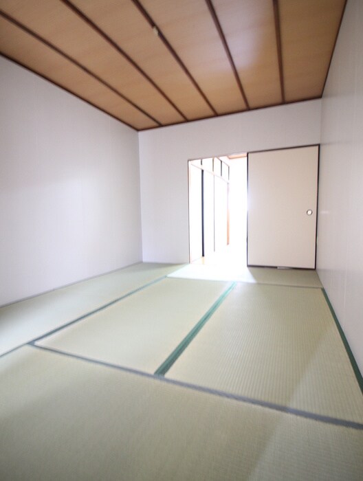 物件内観写真12　(居室)