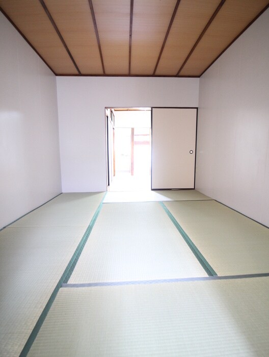 物件内観写真16　(居室)