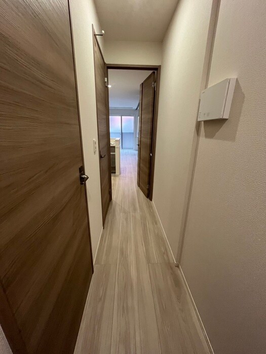 物件内観写真20　(廊下)